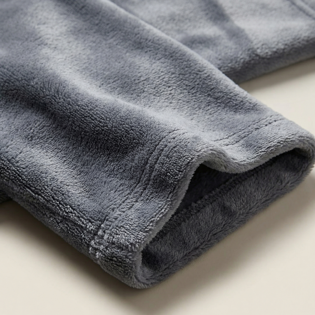 Peignoir Très Long à Capuche en Polaire Douce Gris